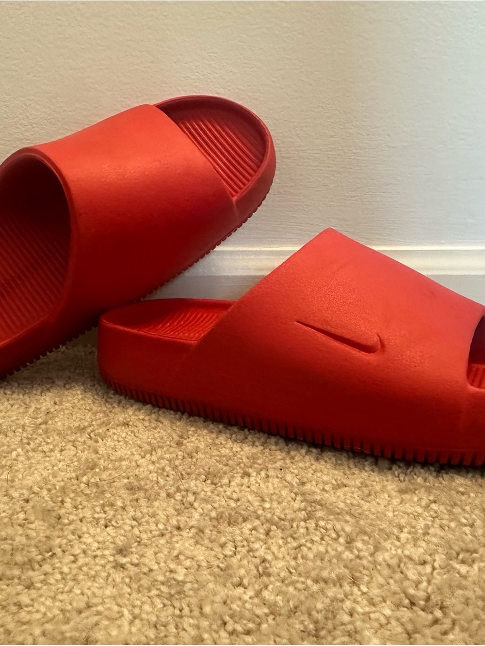Nike Kids Red Slide Sandals - Picture 2 of 6